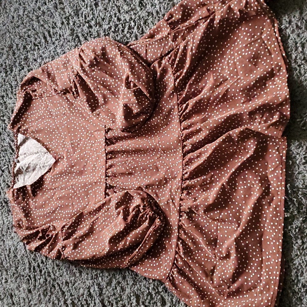 brown dress
